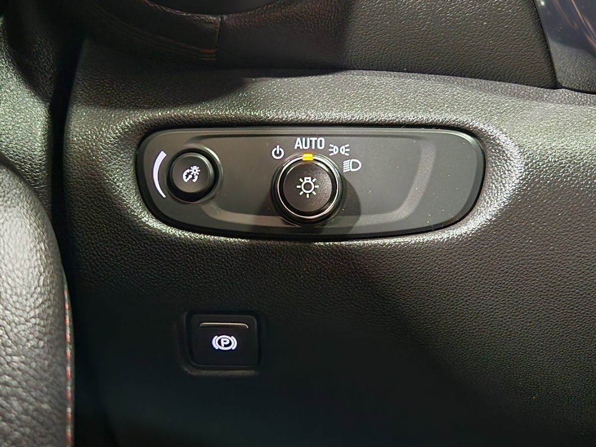 Used 2023 Chevrolet Blazer RS w/ Driver Confidence II Package image 43