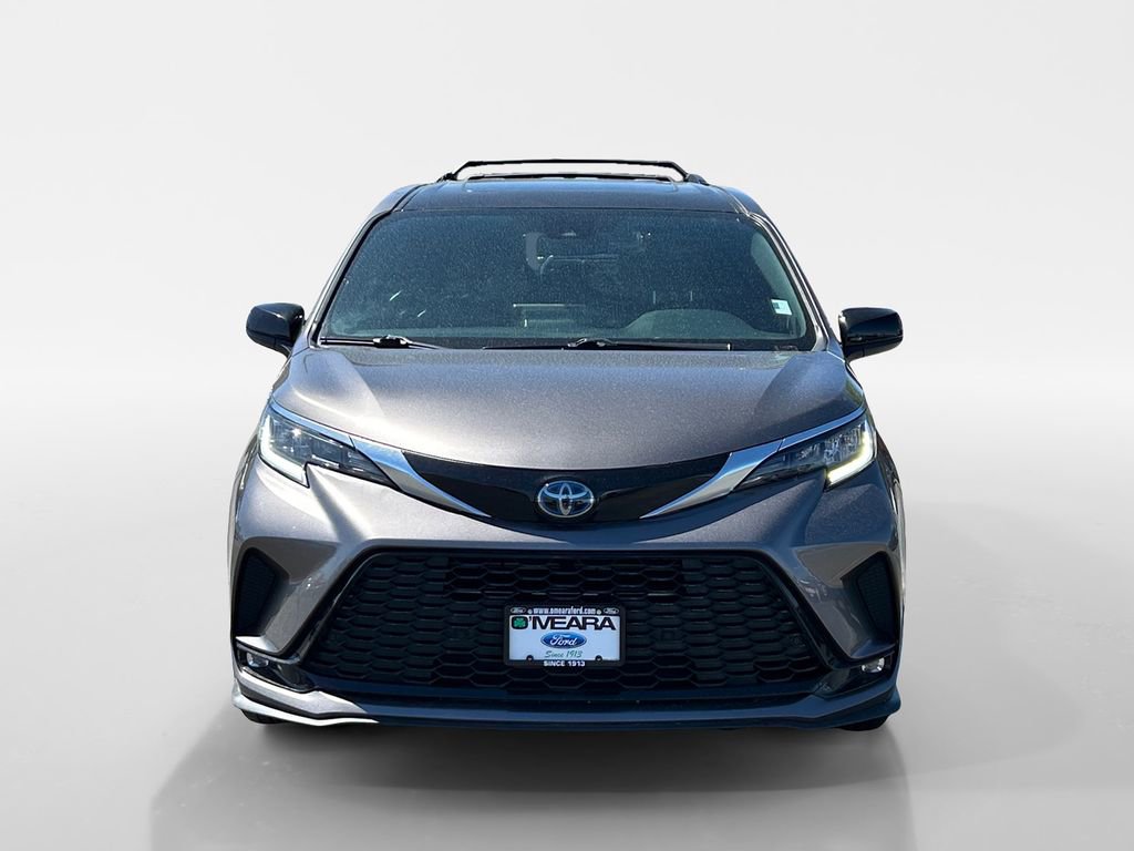 Used 2022 Toyota Sienna XSE w/ XSE Plus Package FWD image 10