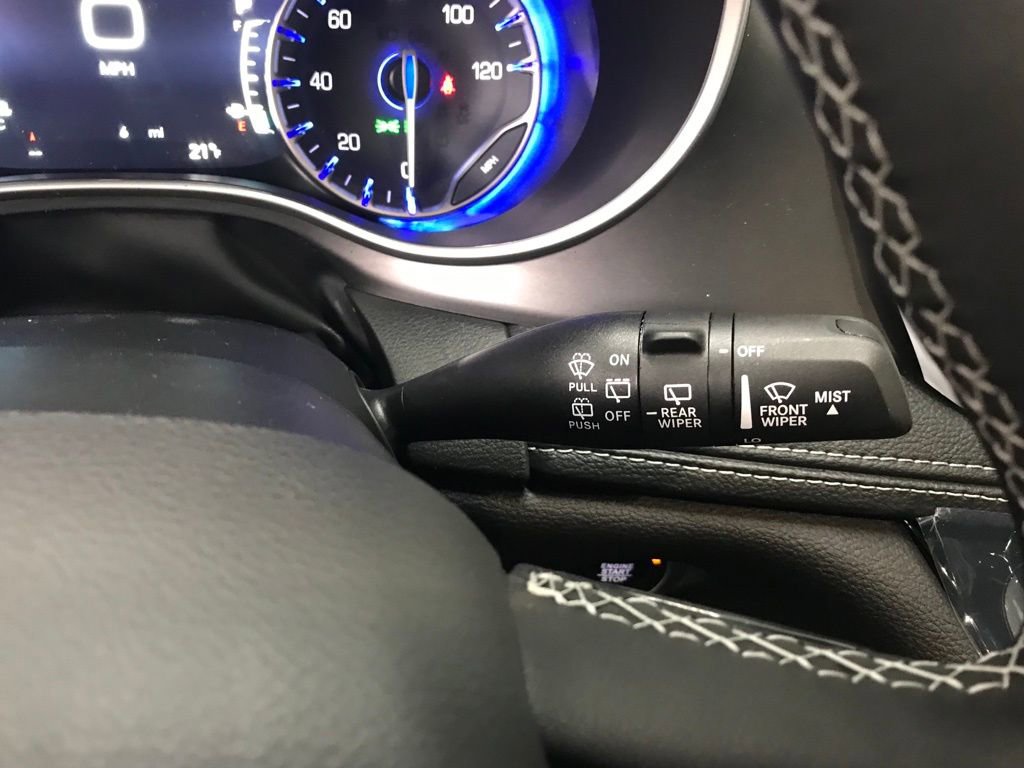 New 2026 Chrysler Pacifica Select w/ S Appearance Package image 17