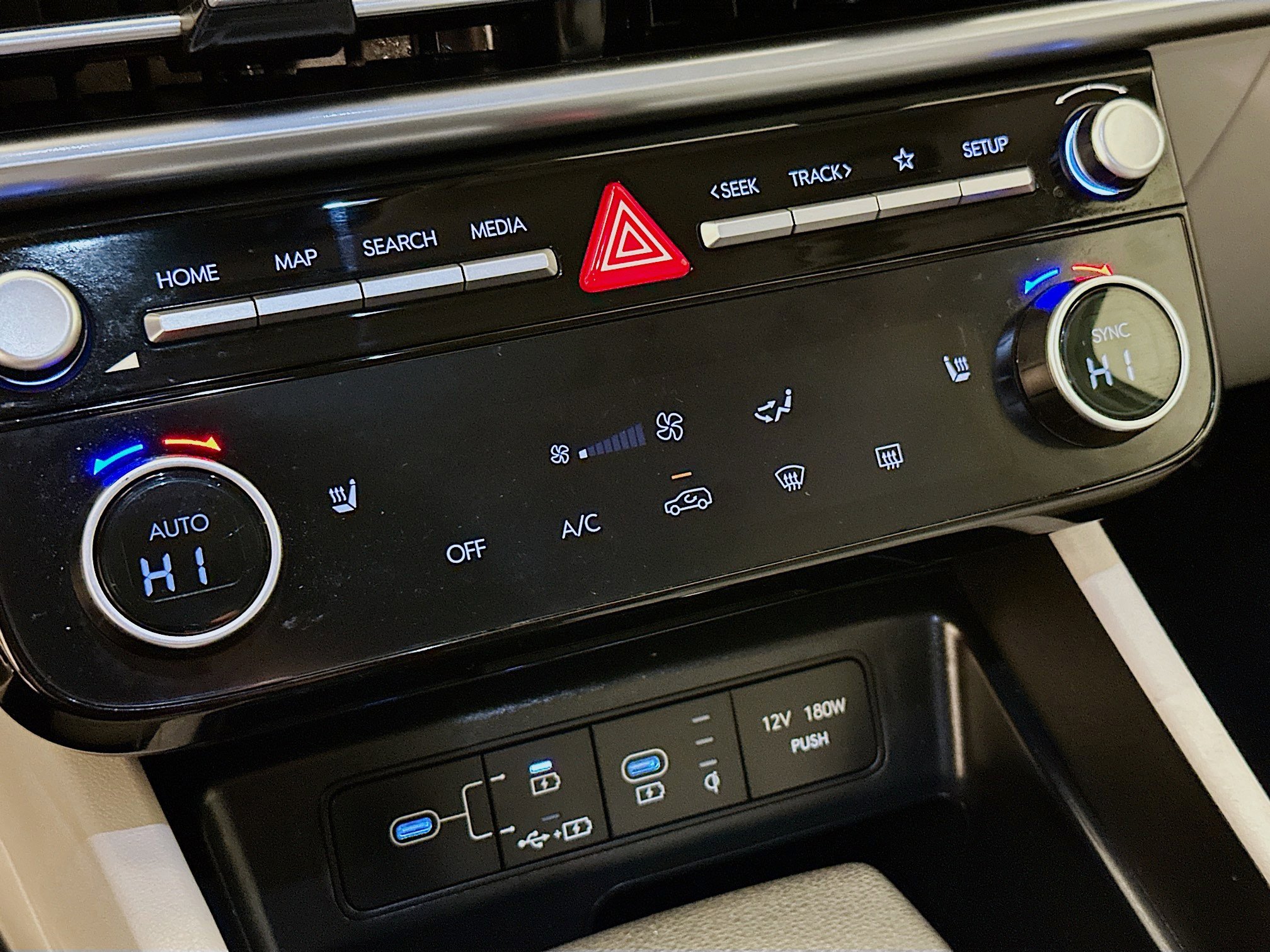 Used 2025 Hyundai Tucson SEL image 24