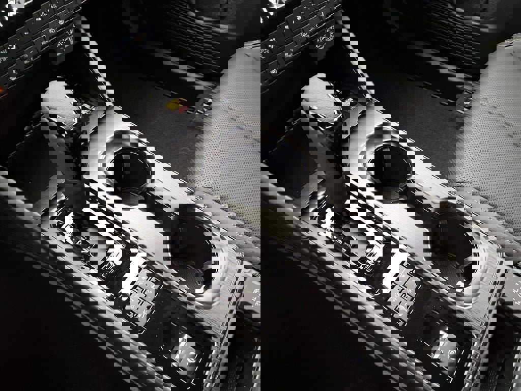 New 2026 Subaru Outback Limited XT w/ Premium/Limited Package 2 image 5