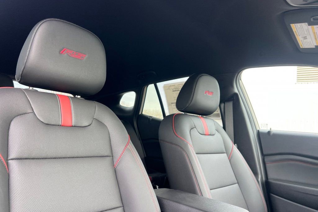 New 2026 Chevrolet Trax RS w/ Driver Confidence Package image 14