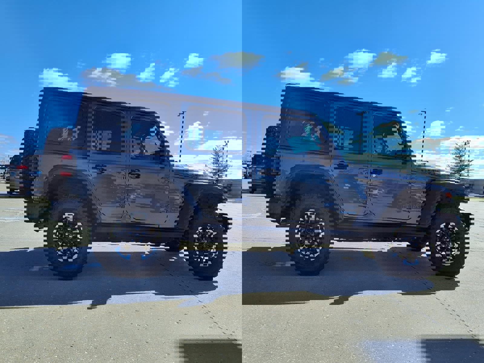 Used 2024 Jeep Wrangler Unlimited Rubicon 4xe w/ Technology Group image 31