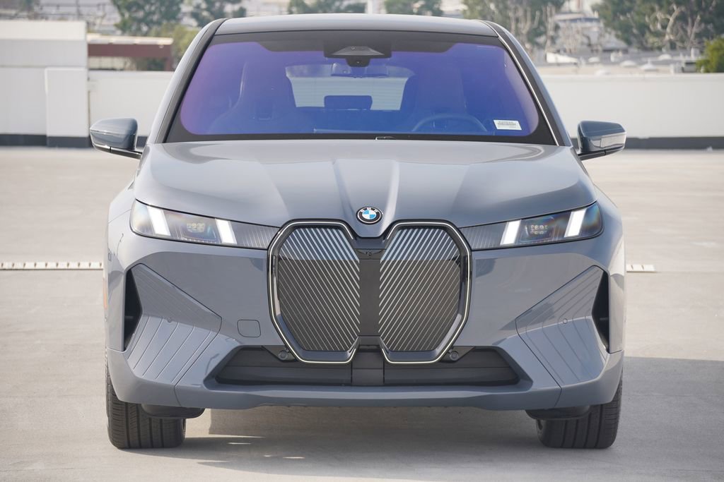 New 2026 BMW iX xDrive45 w/ Premium Package image 2