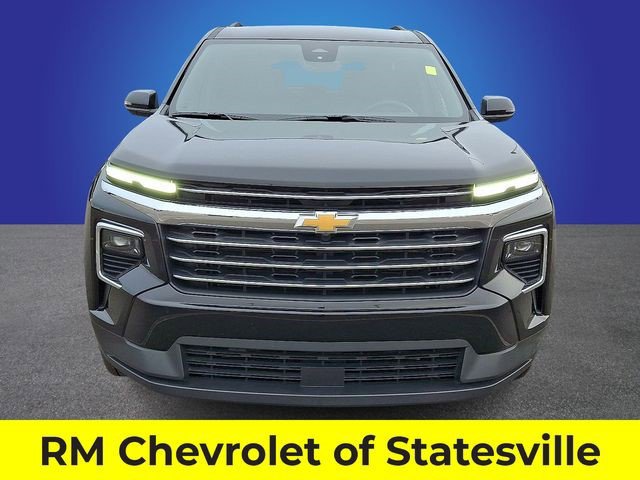 Certified 2025 Chevrolet Traverse LT image 2