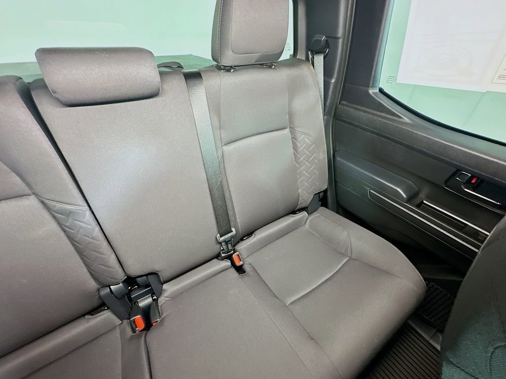 Used 2025 Toyota Tacoma SR AWD/4WD image 14