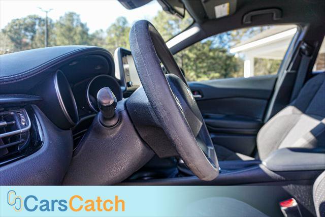 Used 2019 Toyota C-HR LE image 27