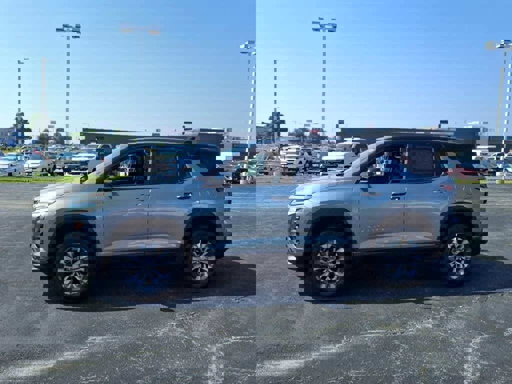New 2026 Chevrolet Equinox LT image 7