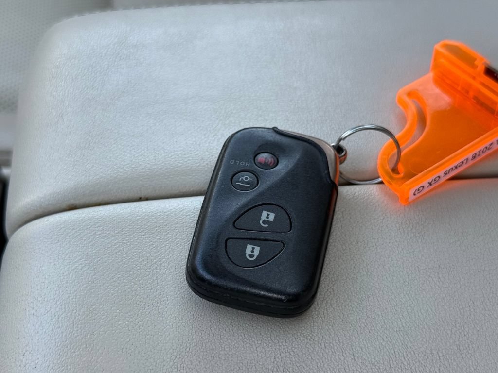 Used 2018 Lexus GX 460 Premium w/ Premium Package AWD/4WD image 35