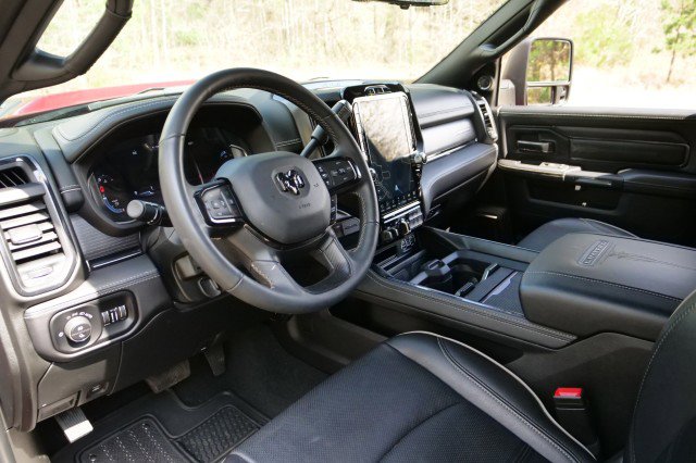 Used 2023 RAM 3500 Limited image 28