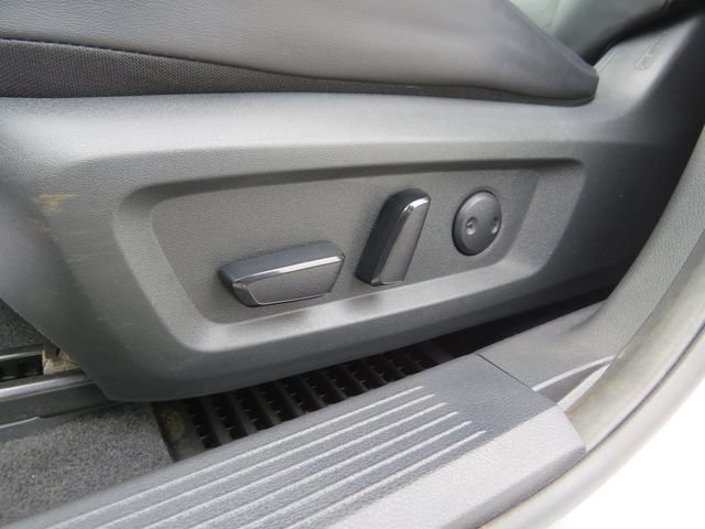 Used 2023 Nissan Rogue SV w/ SV Premium B Package FWD image 15