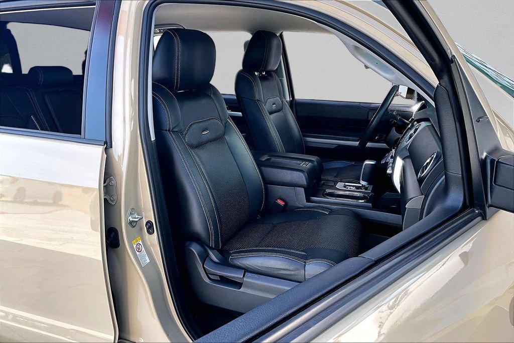 Certified 2019 Toyota Tundra SR5 w/ SR5 Upgrade Package AWD/4WD image 32