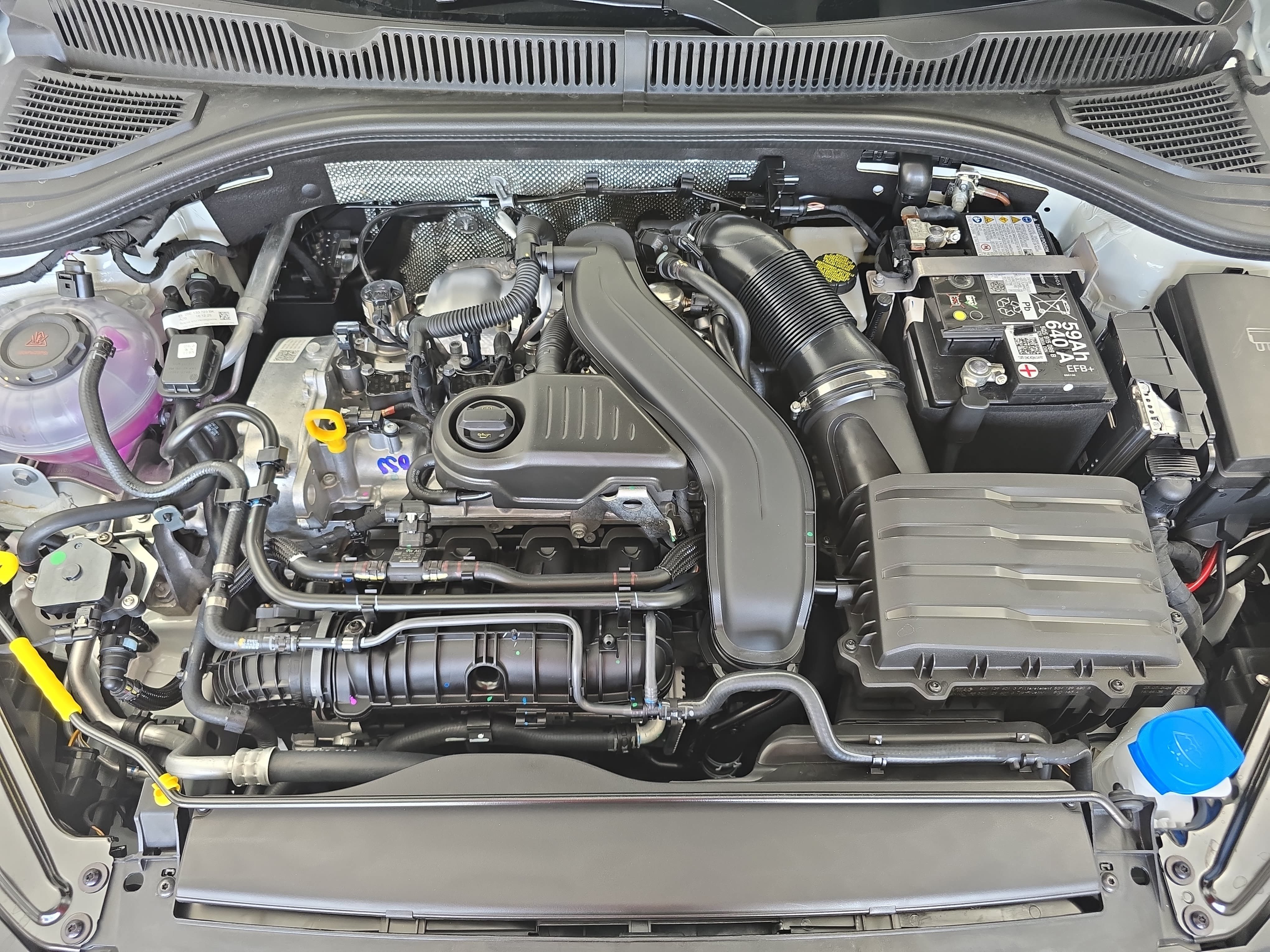 New 2027 Volkswagen Jetta Sport FWD image 29