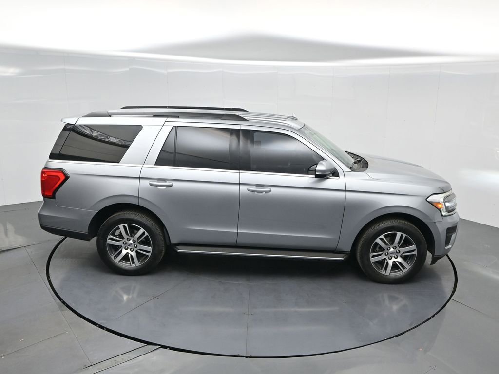 Used 2022 Ford Expedition XLT image 55