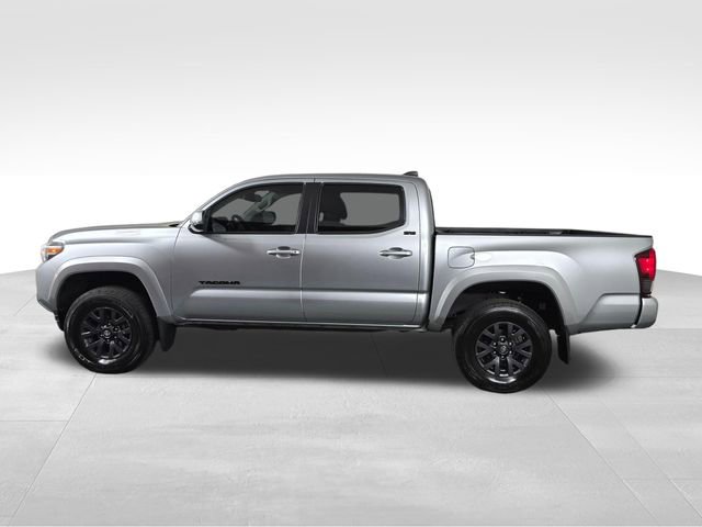 Used 2023 Toyota Tacoma SR5 w/ Technology Package AWD/4WD image 4