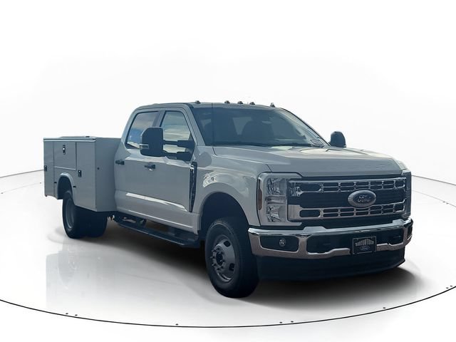 New 2026 Ford F350 XL w/ XL Chrome Package AWD/4WD image 3