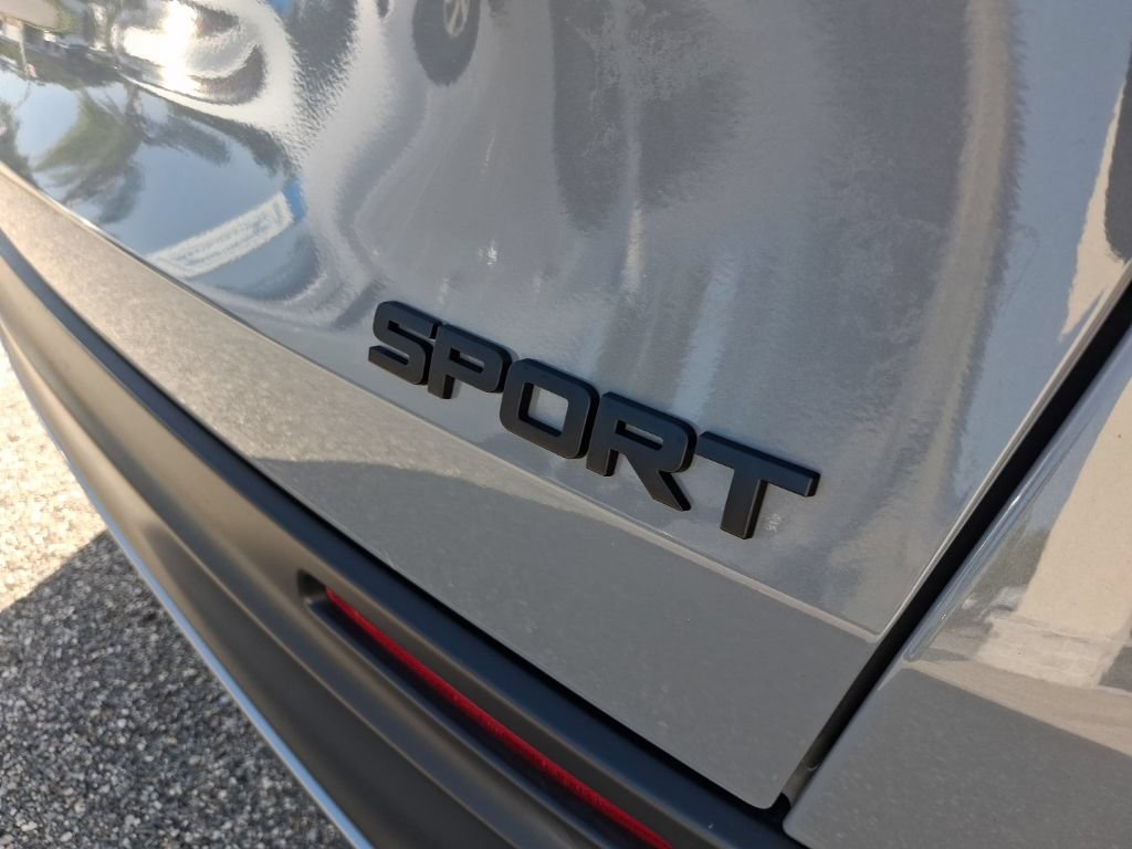 Certified 2024 Honda HR-V Sport image 12