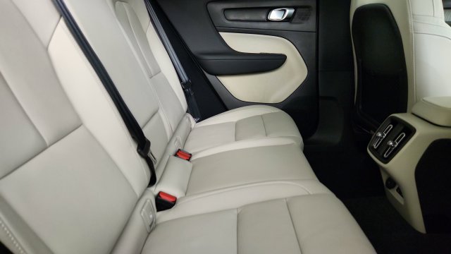 New 2026 Volvo XC40 B5 Plus w/ Protection Package Premier AWD/4WD image 31