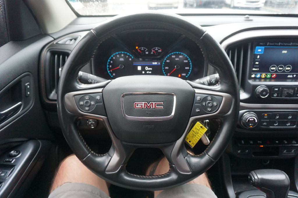 Used 2021 GMC Canyon AT4 w/ Driver Alert Package AWD/4WD image 3