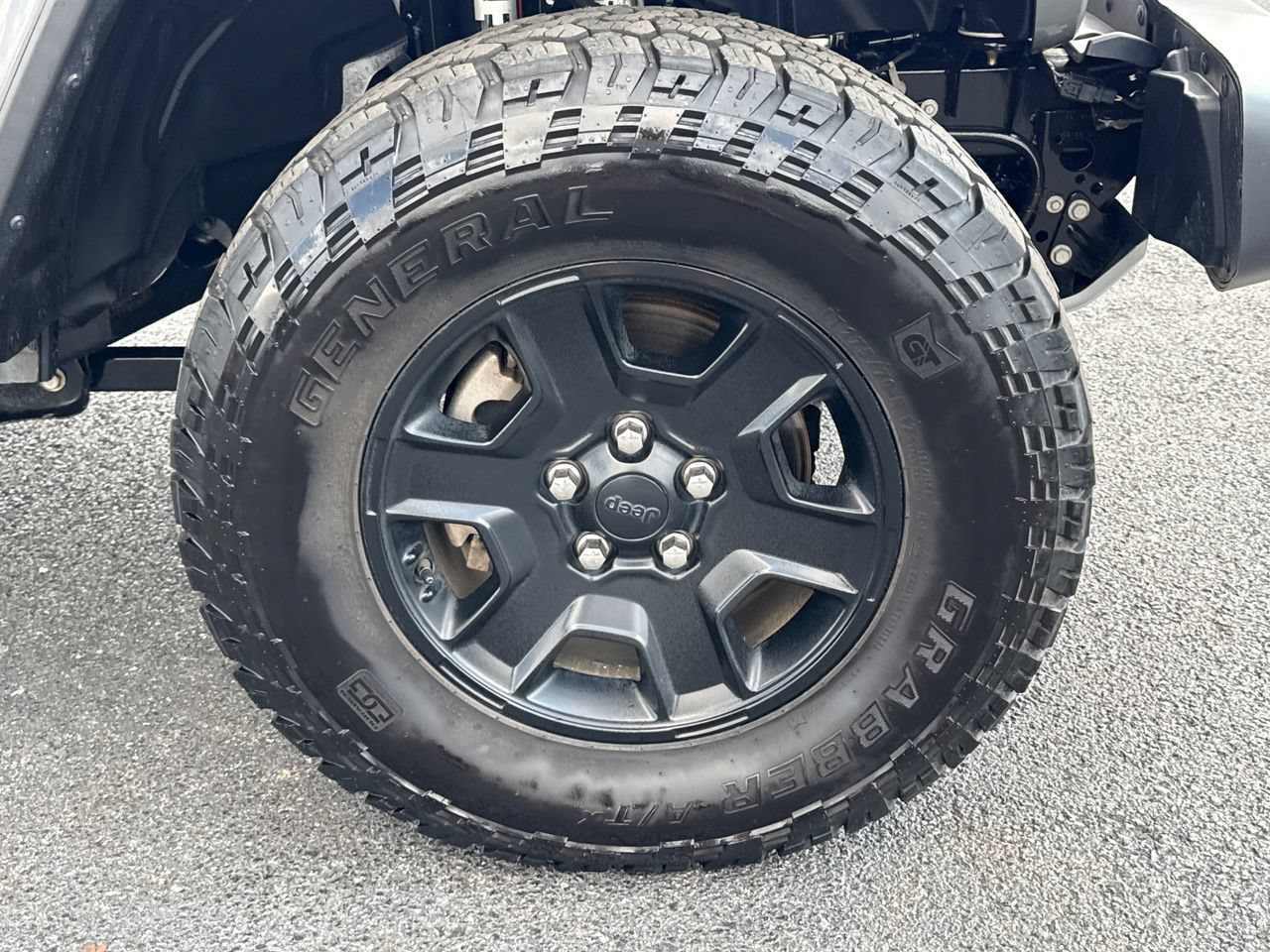 Used 2021 Jeep Gladiator Mojave AWD/4WD image 9