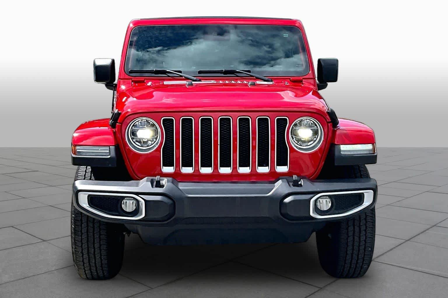 Used 2021 Jeep Wrangler Unlimited Sahara AWD/4WD image 4