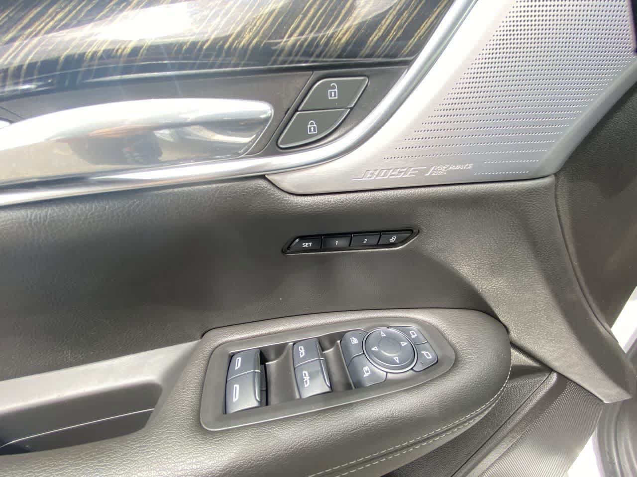 Used 2023 Cadillac XT6 Premium Luxury AWD/4WD image 13