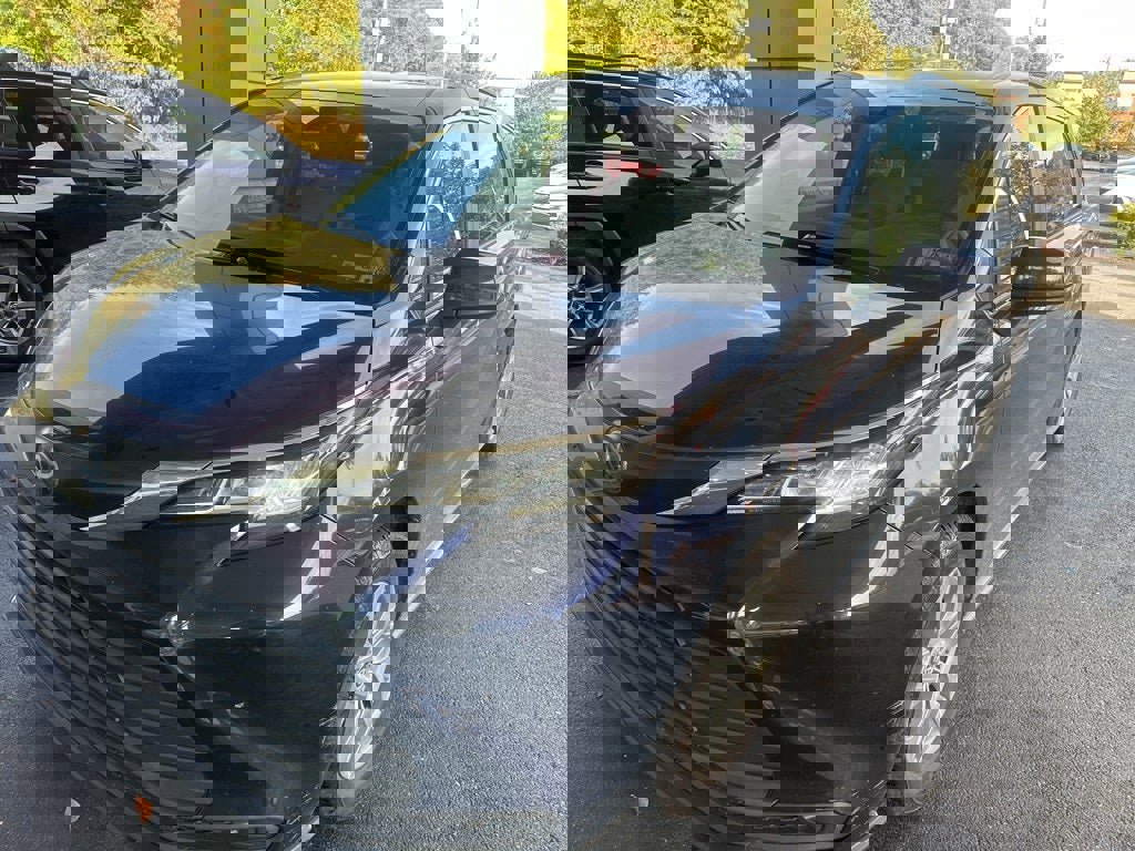 Certified 2023 Toyota Sienna LE