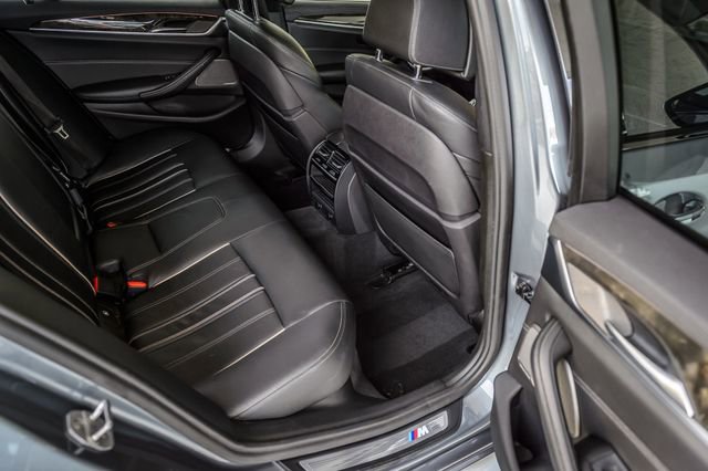 Used 2018 BMW 540i xDrive 540i xDRIVE - M SPORT - NAV - image 42