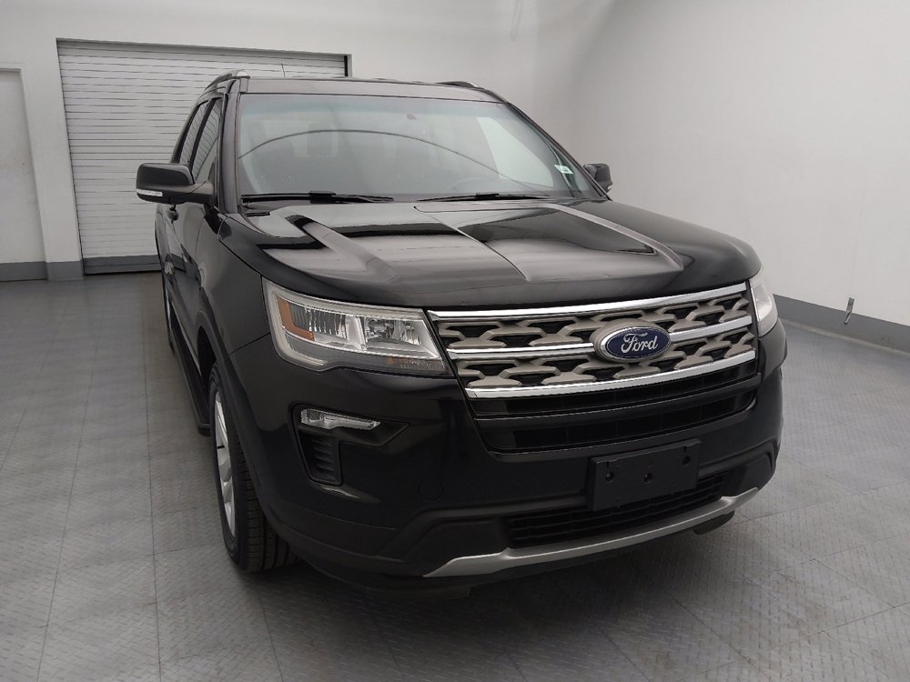 Used 2018 Ford Explorer XLT w/ Equipment Group 201A AWD/4WD image 14