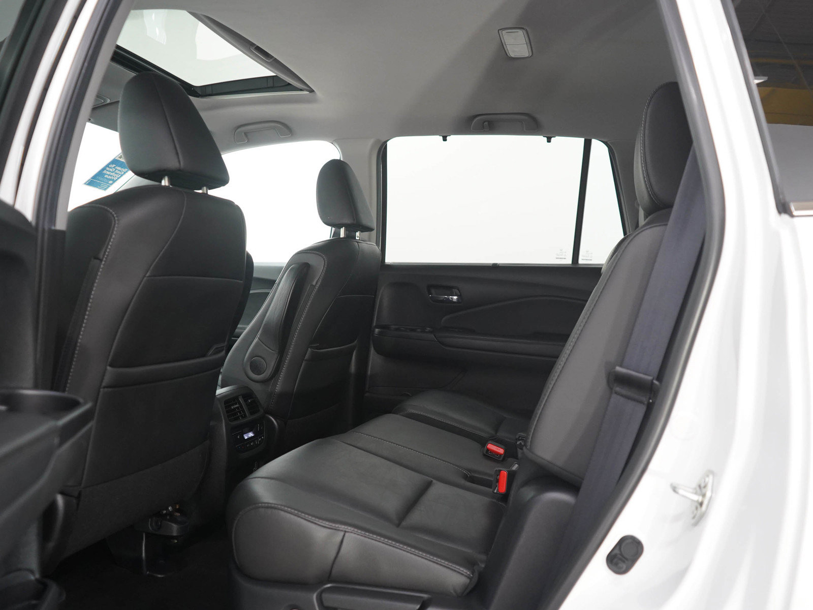 Used 2022 Honda Pilot Black Edition image 18