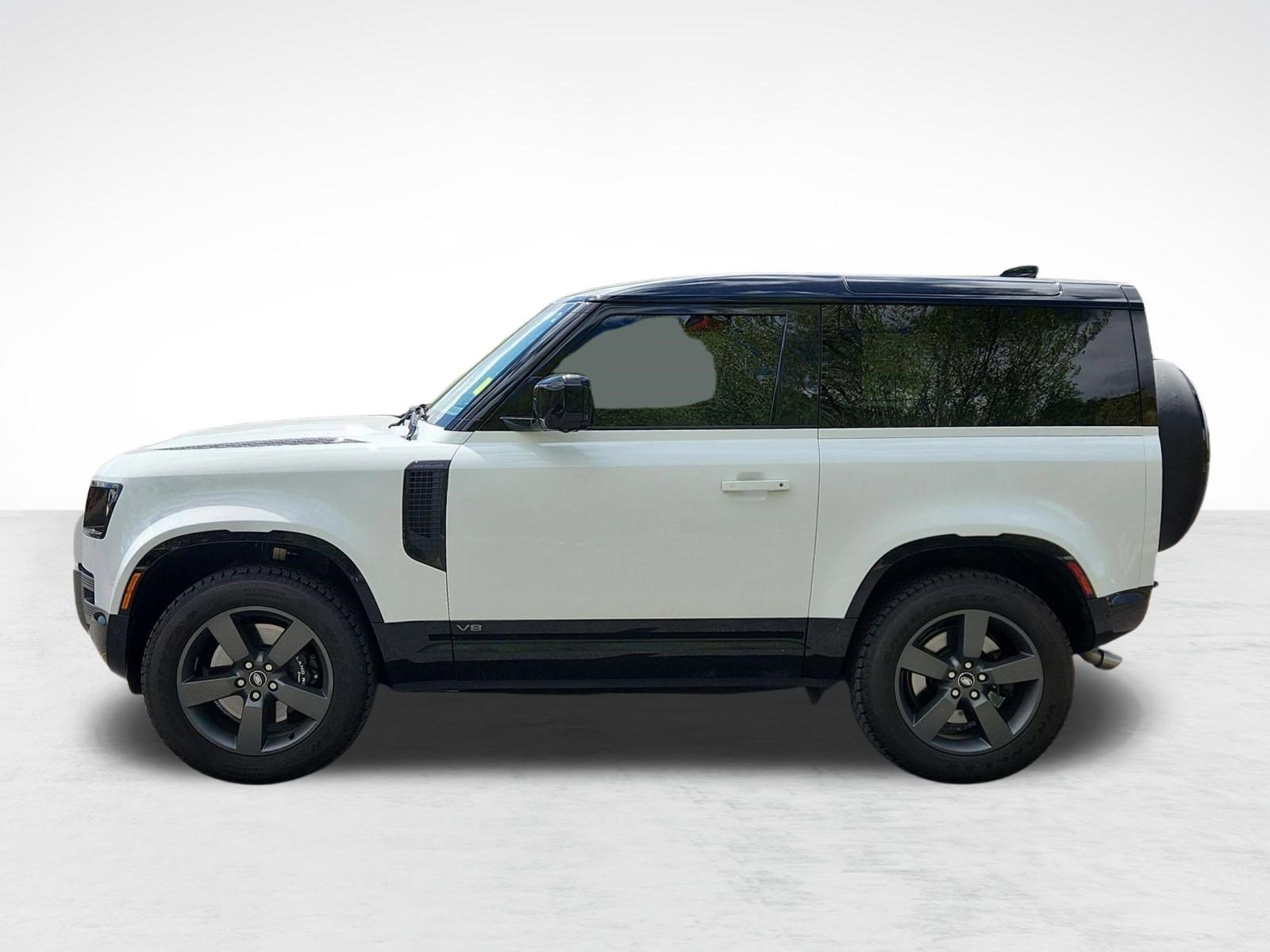 Certified 2025 Land Rover Defender 90 V8 video 2