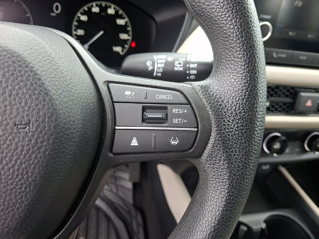 Used 2023 Honda HR-V LX image 22
