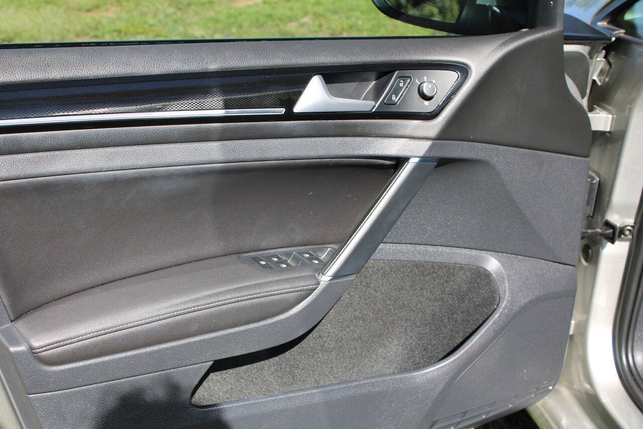 Used 2016 Volkswagen Golf SEL FWD image 15