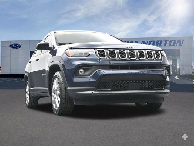 Used 2024 Jeep Compass Latitude AWD/4WD image 51