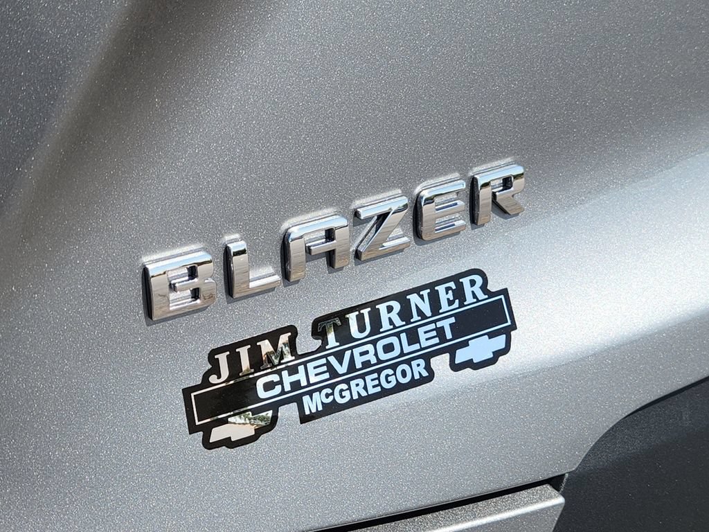 New 2026 Chevrolet Blazer LT w/ Sound & Technology Package FWD image 8