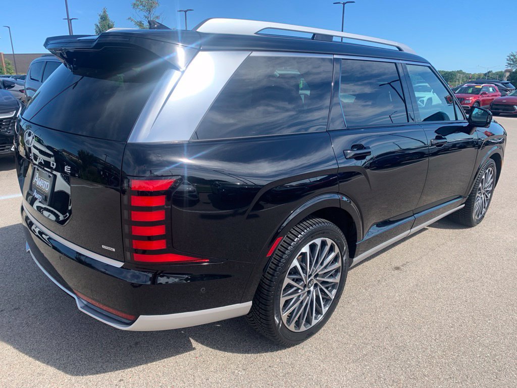 Certified 2026 Hyundai Palisade Calligraphy AWD/4WD image 5