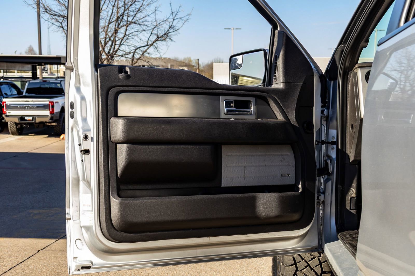 Used 2013 Ford F150 Raptor w/ Luxury Equipment Group image 35