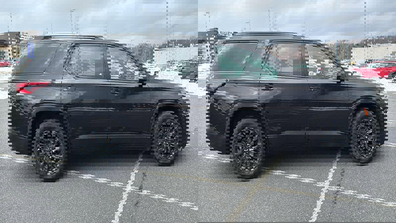 Used 2023 Chevrolet Traverse RS w/ LPO, Cargo Package image 4