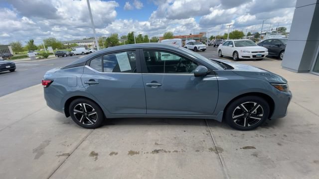 Used 2025 Nissan Sentra SV w/ Trunk Package FWD image 3