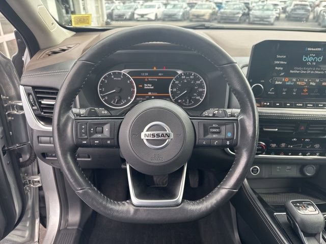 Used 2021 Nissan Rogue SL w/ Premium Package image 11