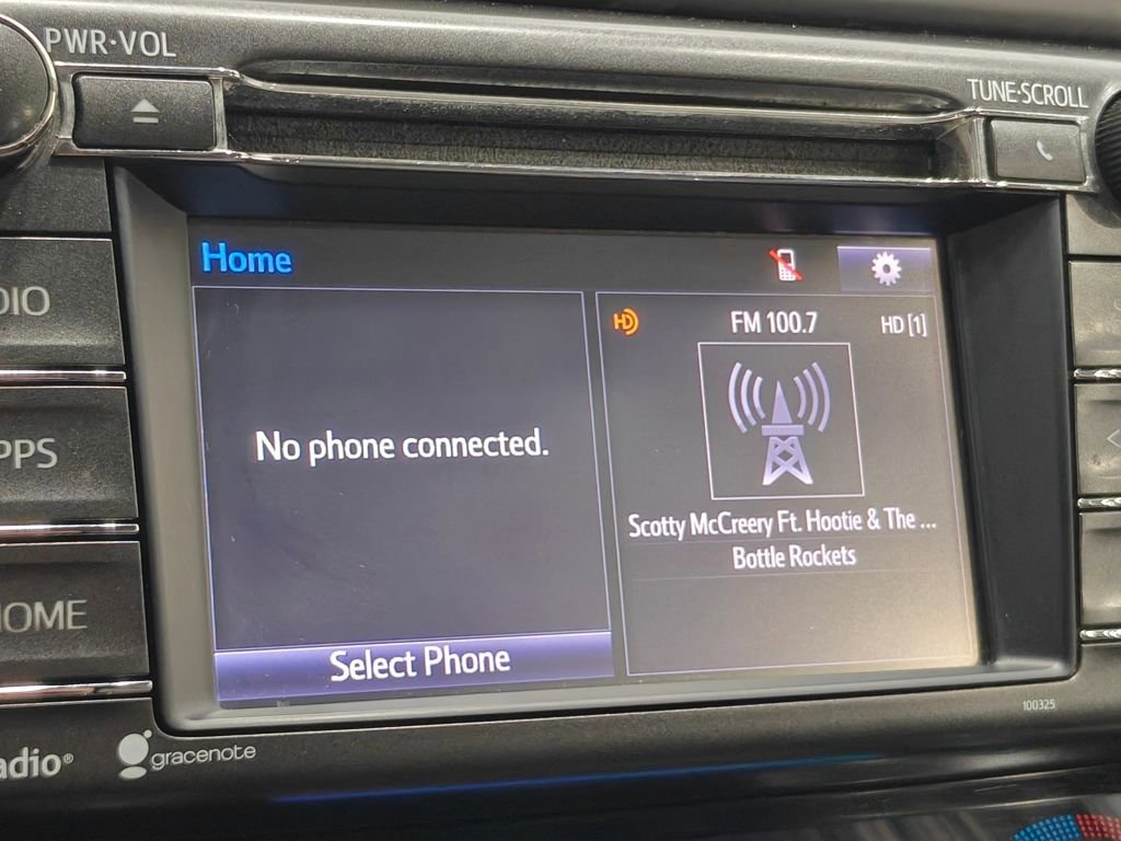 Used 2015 Toyota RAV4 XLE AWD/4WD image 27