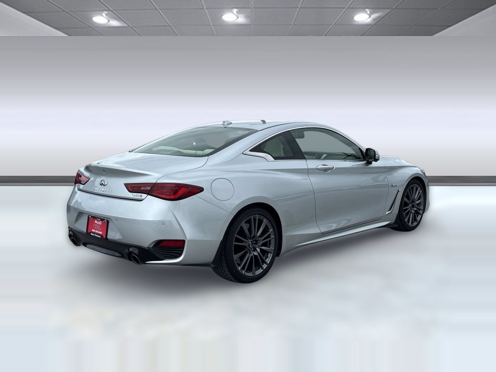 Used 2017 INFINITI Q60 Red Sport 400 RWD image 9
