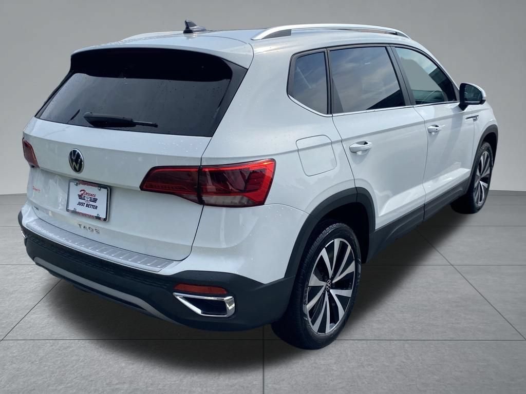 Used 2023 Volkswagen Taos SE FWD image 16