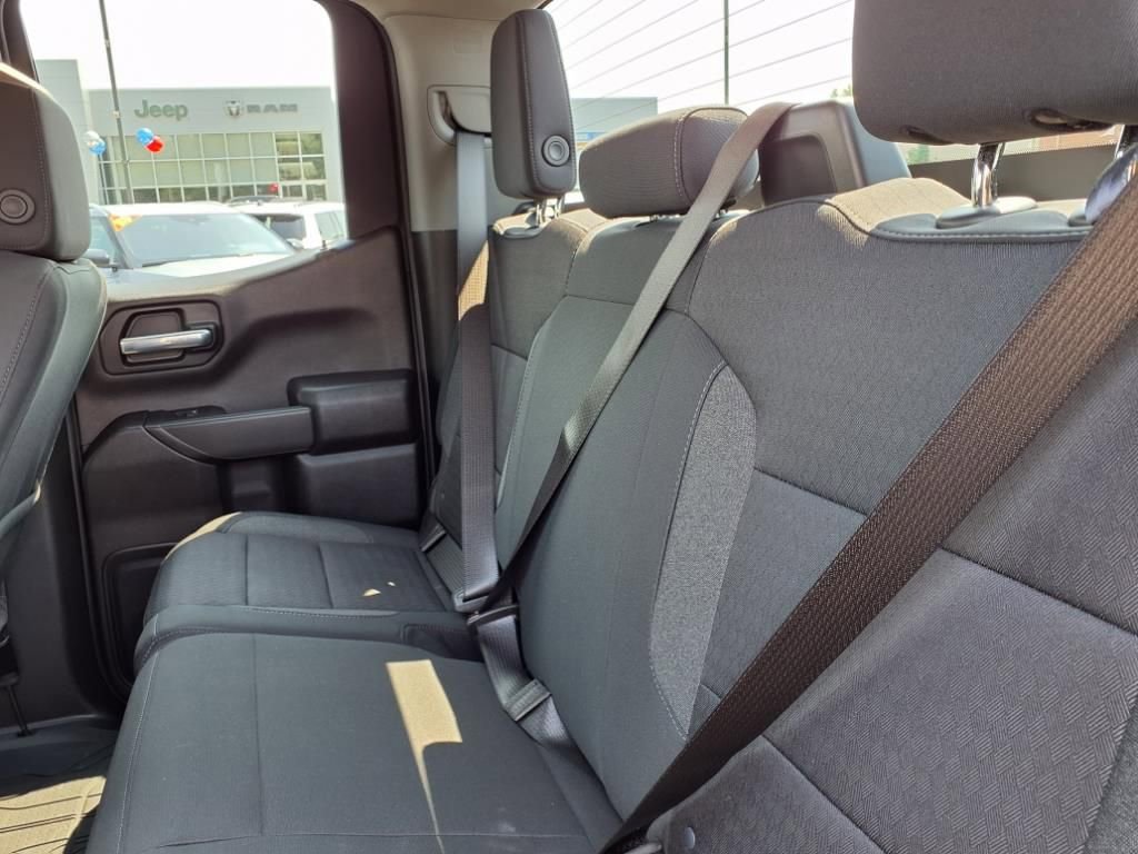 Used 2025 Chevrolet Silverado 1500 Custom w/ LPO, Dark Essentials Package image 23