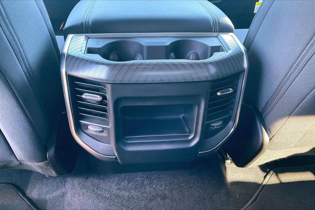 New 2026 RAM 1500 Big Horn AWD/4WD image 16
