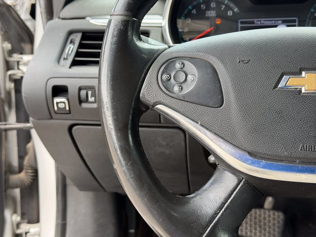 Used 2018 Chevrolet Impala LT FWD image 7