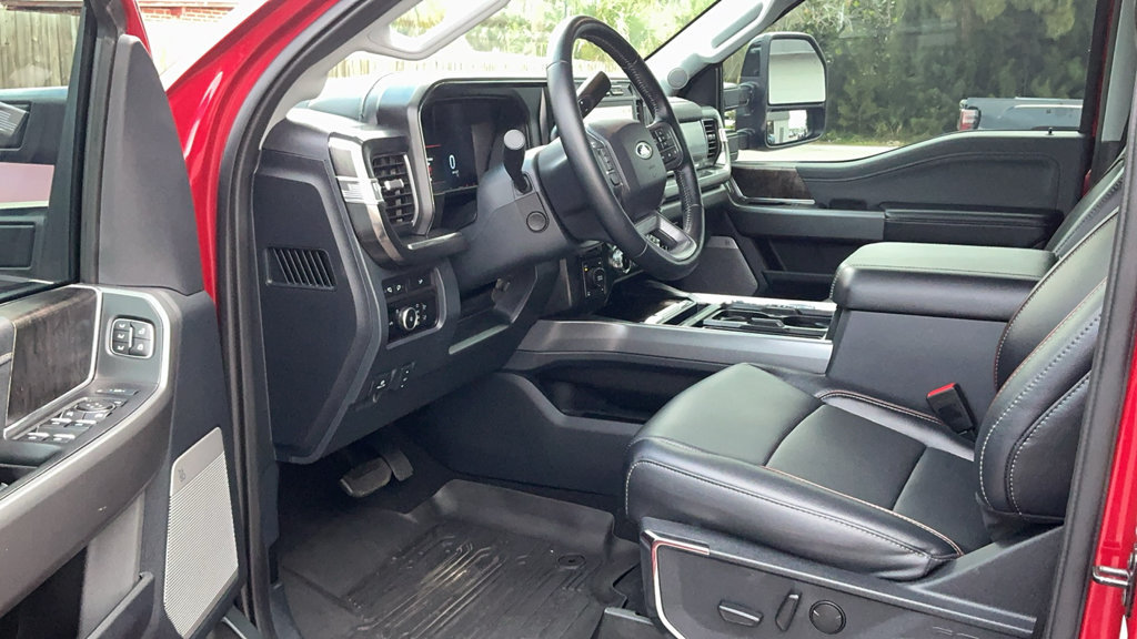 Used 2024 Ford F250 Lariat w/ Black Appearance Package AWD/4WD image 30