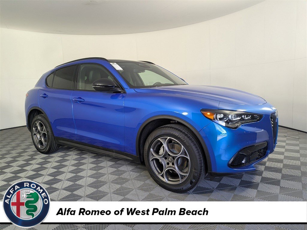 New 2025 Alfa Romeo Stelvio Sprint video 1