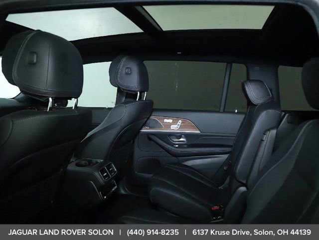 Used 2025 Mercedes-Benz GLS 450 4MATIC image 19