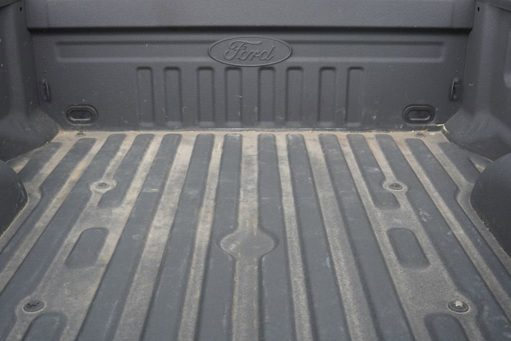 Used 2022 Ford F250 XL w/ Power Equipment Group AWD/4WD image 7